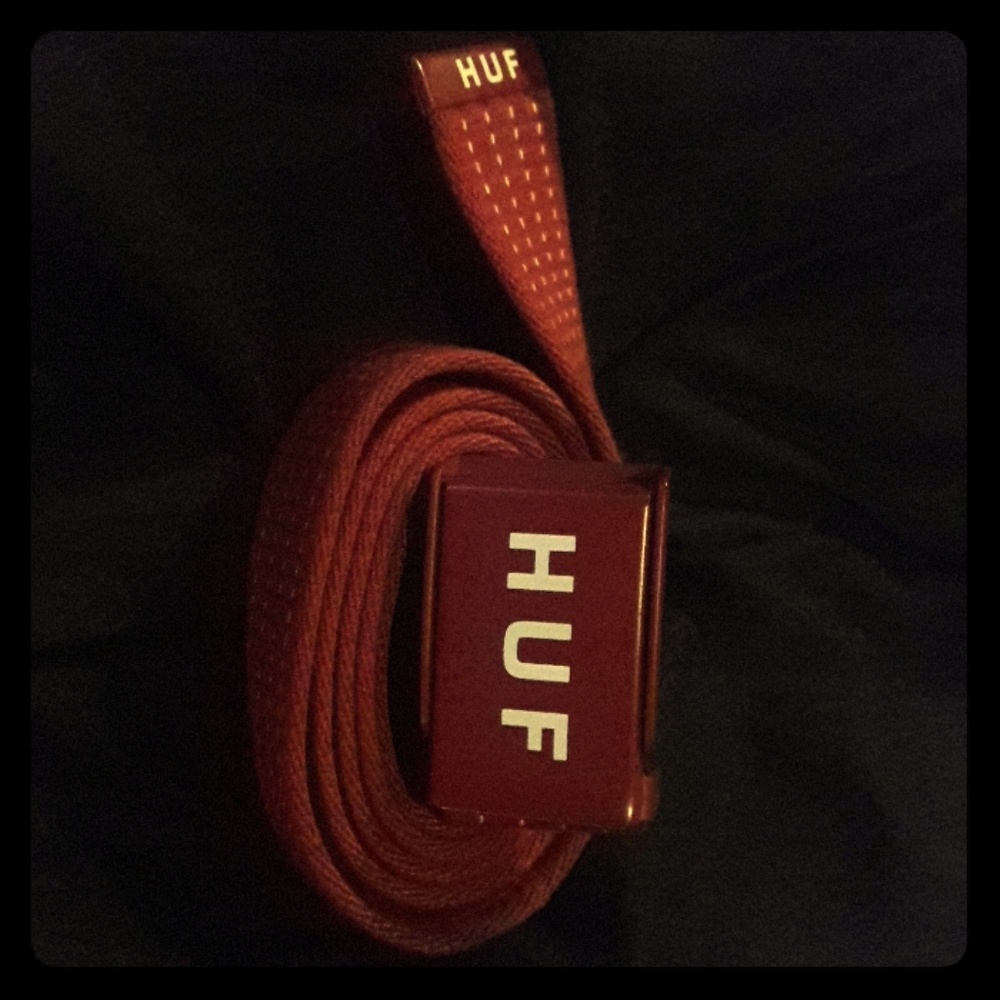 HUF BURGUNGY BELT